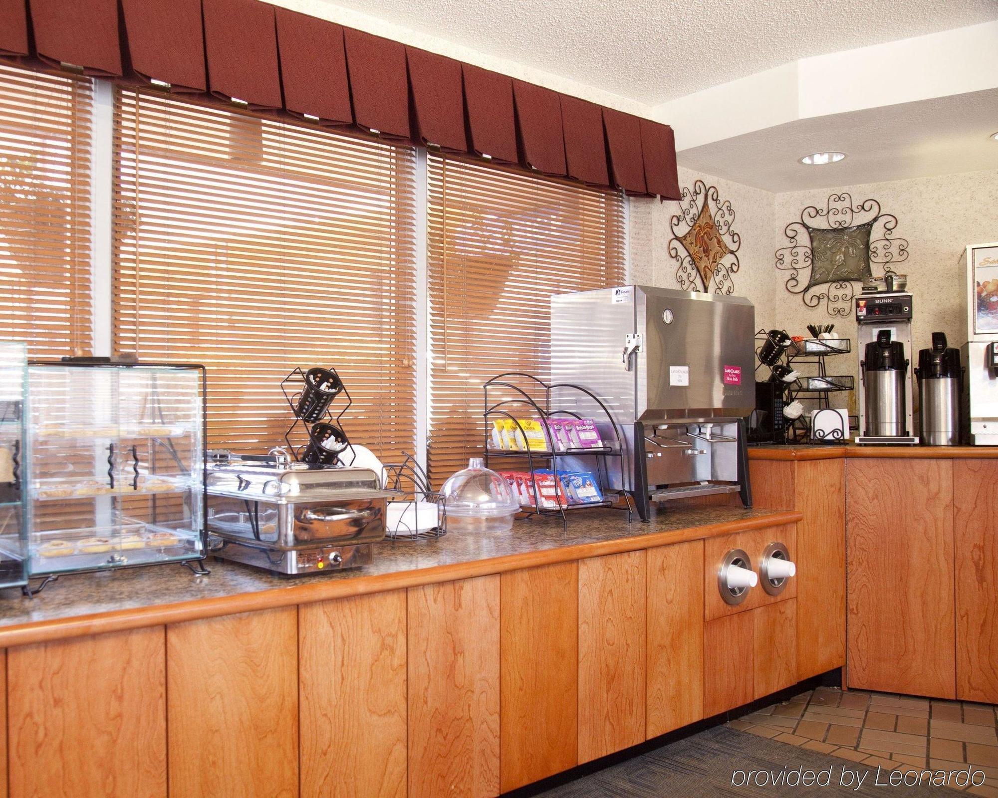 Downtown Duluth Inn Restaurant photo